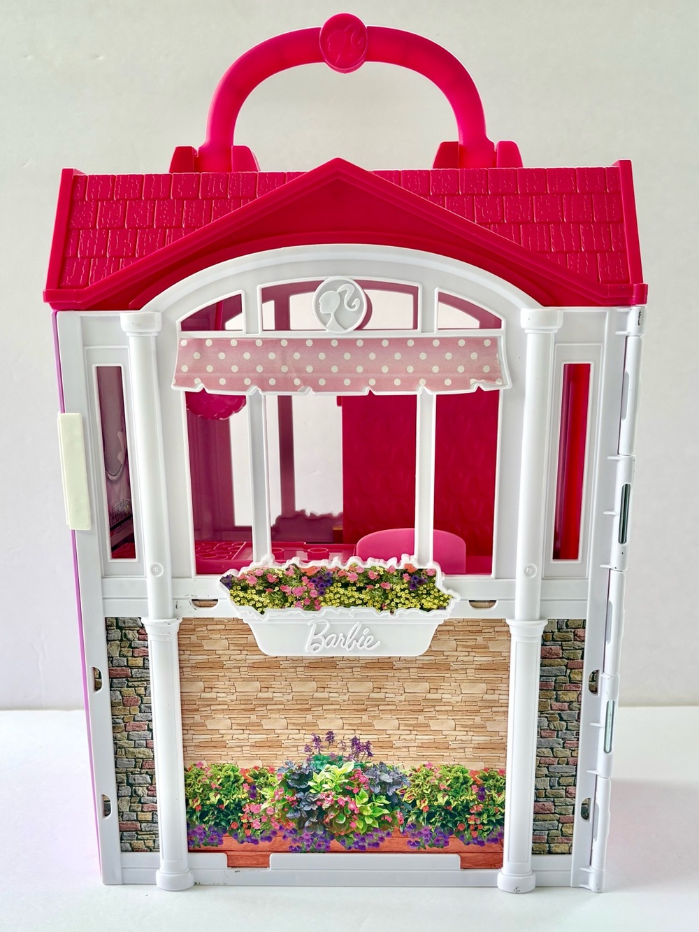 Barbie Glam Getaway Portable House